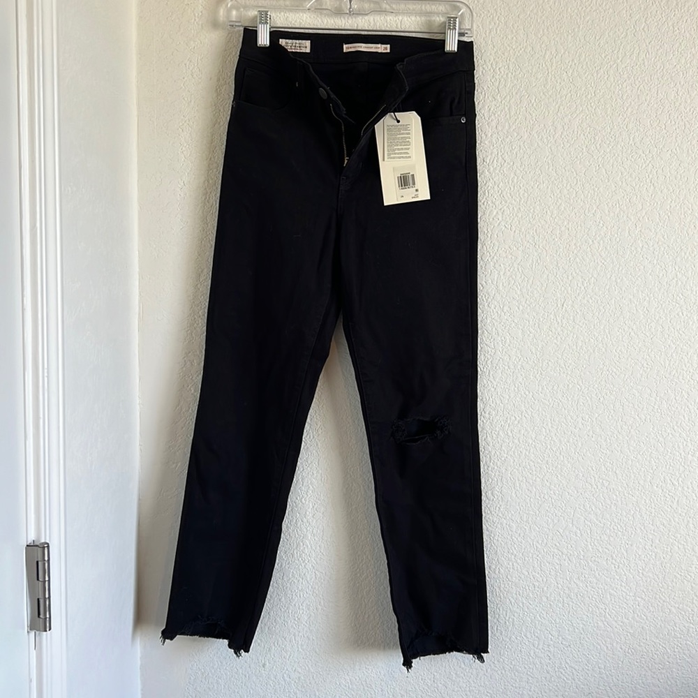 Levi’s NWT high rise straight crop jeans